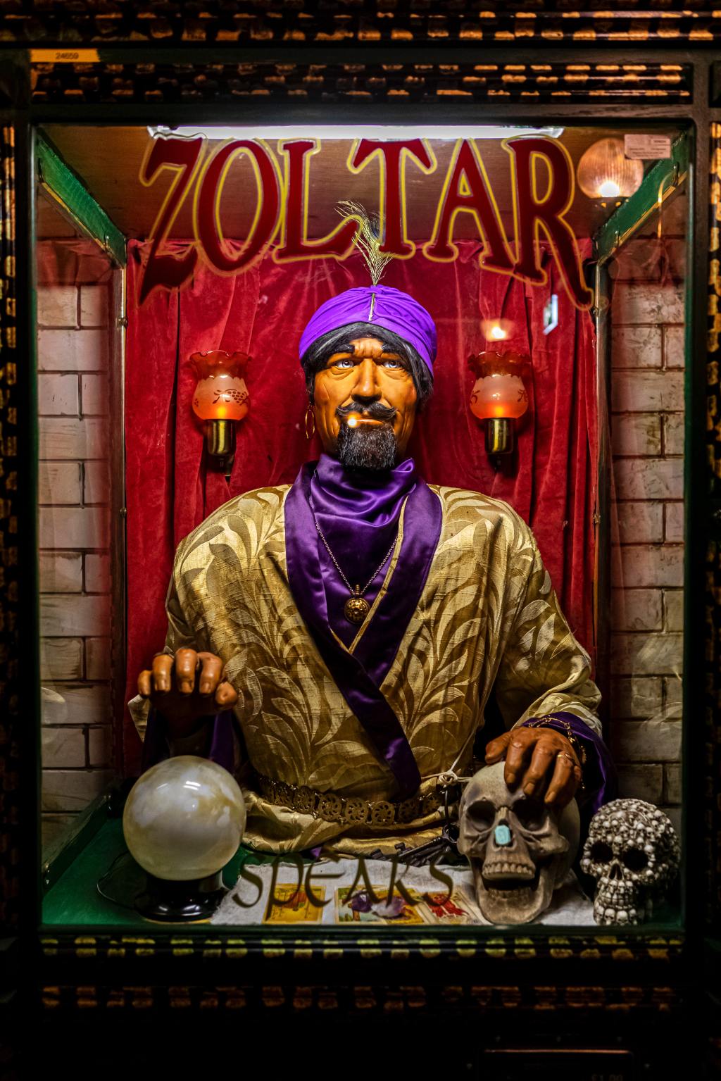 Hear Your Fortune From Zoltar!